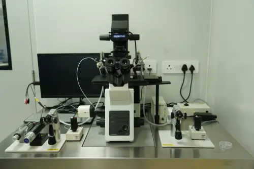 Equipped Examination Room at Mumbai IVF Clinic