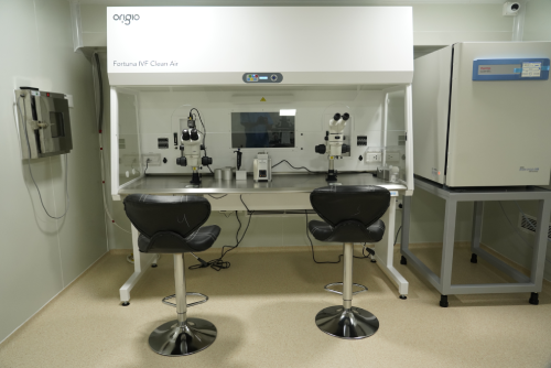 Advanced Examination room at Nova IVF Fertility in Kolkata